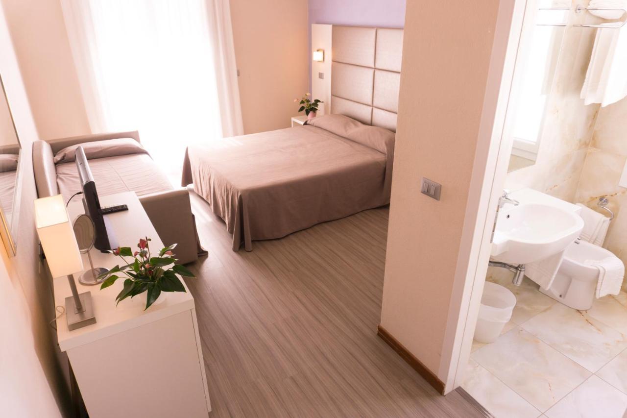New Hotel Chiari Cervia Esterno foto