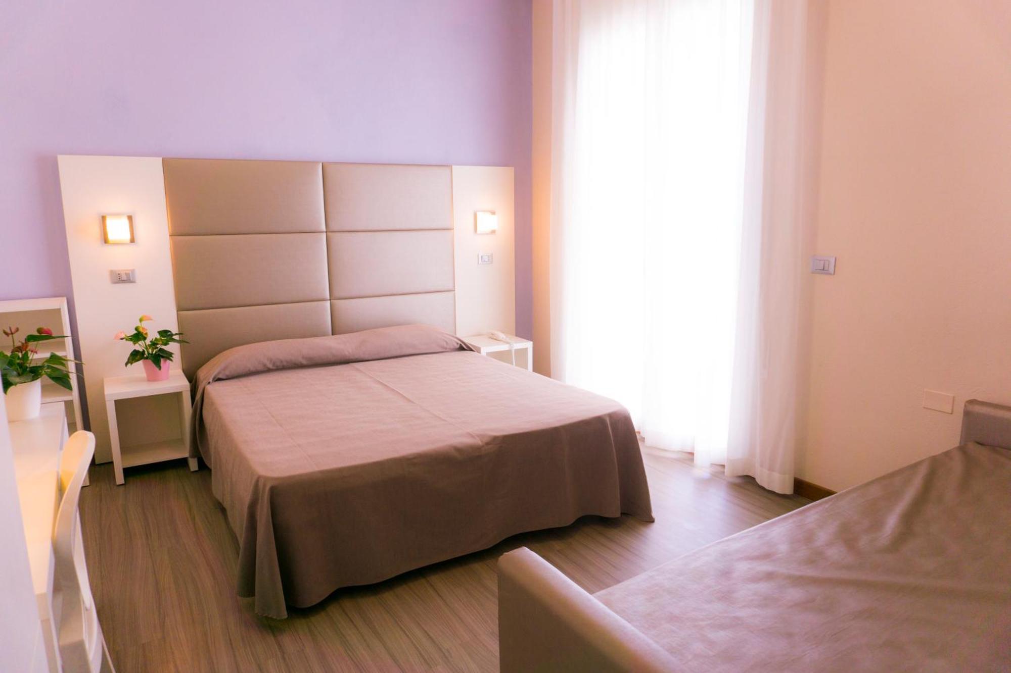 New Hotel Chiari Cervia Esterno foto