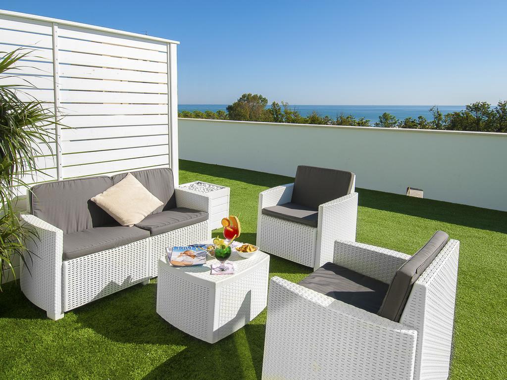 New Hotel Chiari Cervia Esterno foto
