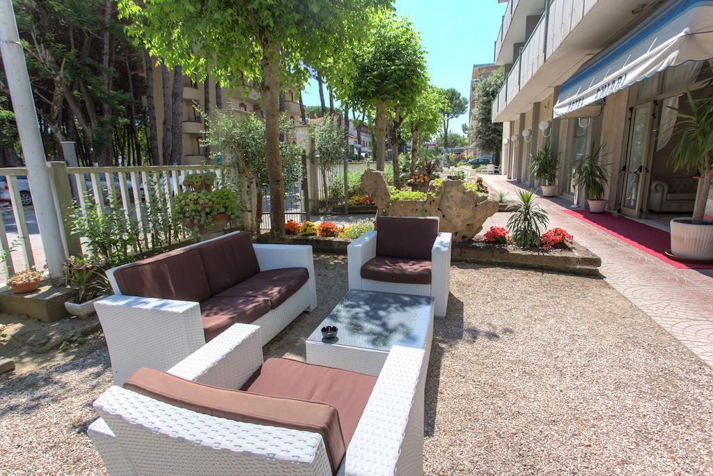 New Hotel Chiari Cervia Esterno foto